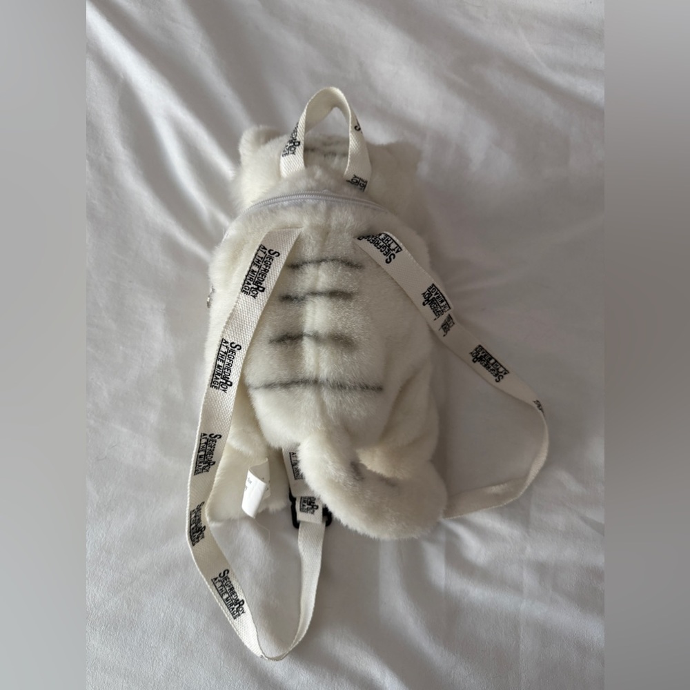 White Plush Tiger Backpack Siegfried and Roy - Picture 2 of 6